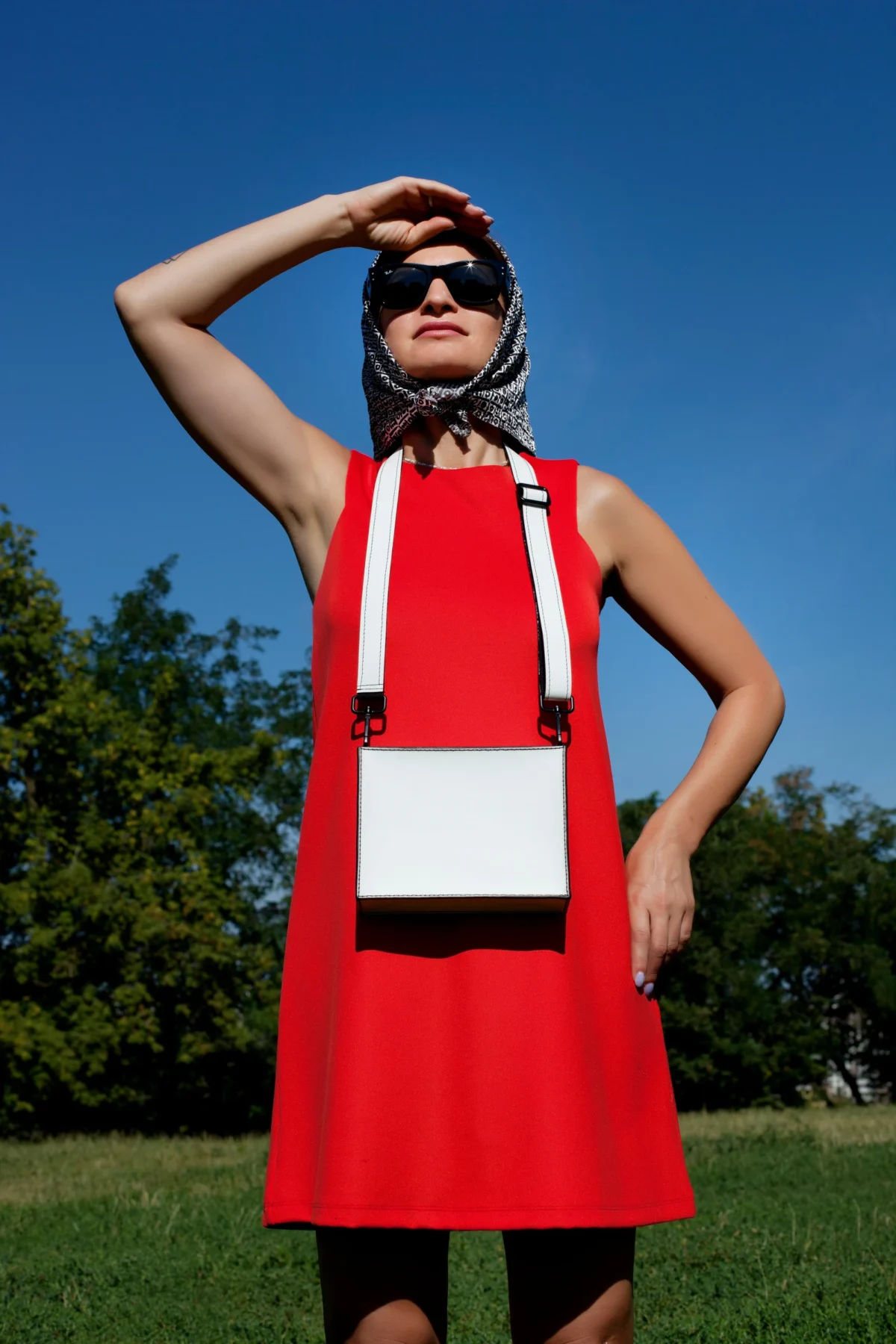 M.hip Versatility Bag XS horizontal White & Black, leather bag product photo 7