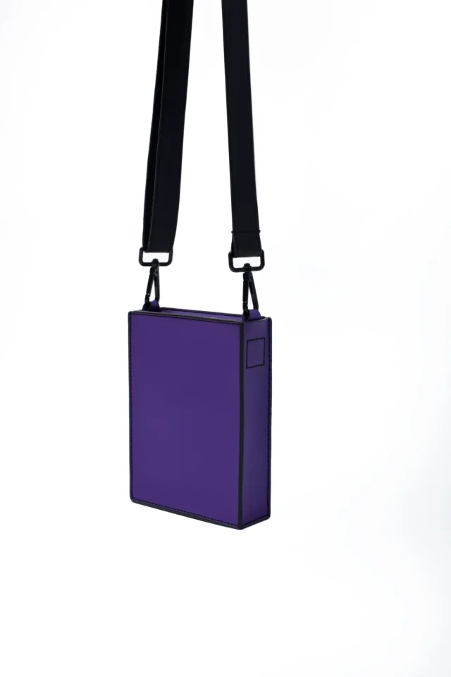 M.hip Versatility Bag XS vertical - Violet, leather bag product photo 1